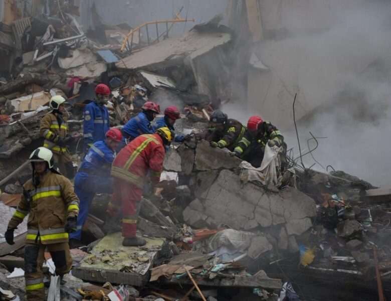 У Києві знайшли тіло восьмої жертви атаки РФ