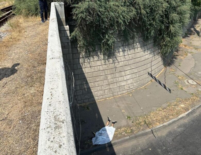 У Миколаєві чоловік стрибнув з мосту, тікаючи від ТЦК