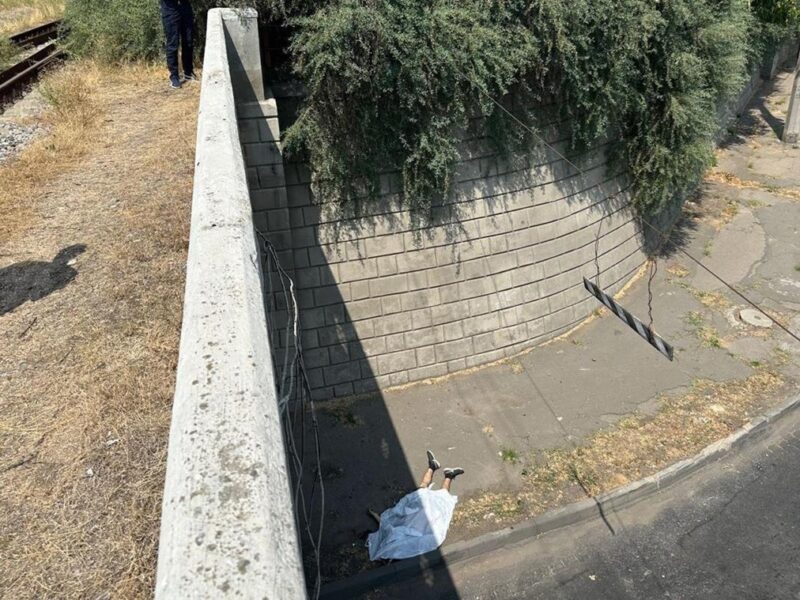 У Миколаєві чоловік стрибнув з мосту, тікаючи від ТЦК