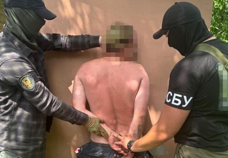 У Миколаєві попередили подвійний теракт біля ТЦК