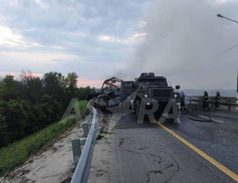 У РФ під Єльцем згоріла військова колона