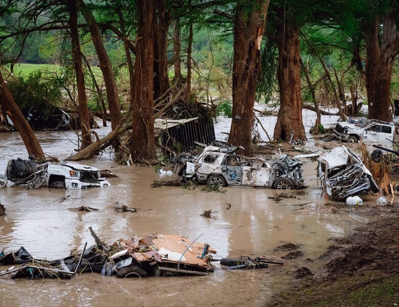 У Техасі кількість жертв повені перевищила 120