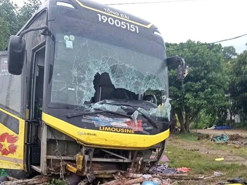 У В’єтнамі в ДТП потрапив автобус: дев’ять загиблих та 16 поранених