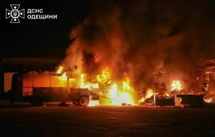 Удар по Одесі: загинув чоловік, є руйнування