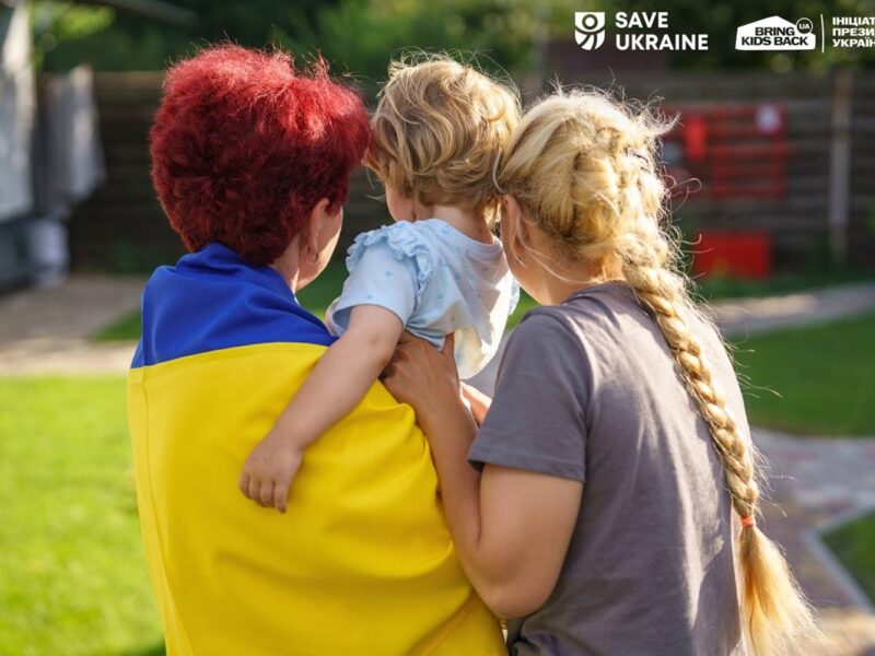 Україна повернула групу дітей з окупації