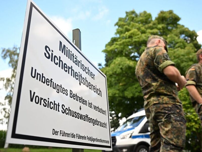 В Німеччині впав військовий гелікоптер: пілот зник безвісти