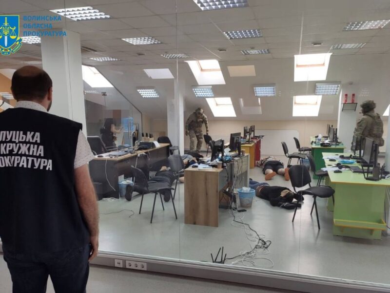 В Україні викрили масштабну мережу шахрайських колцентрів