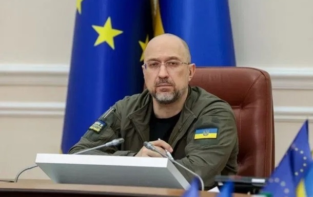 В Україні запускають нову виплату – “Пакунок школяра”