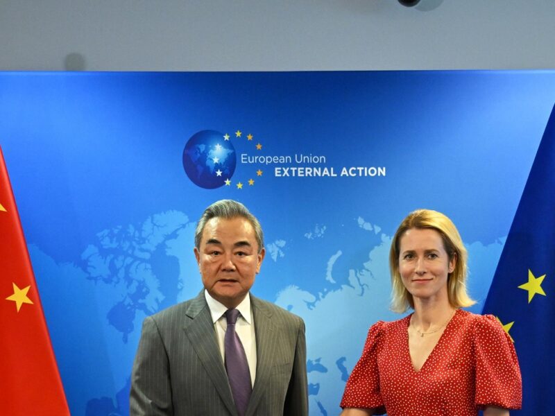 В ЄС закликали Китай припинити підтримку війни РФ проти України