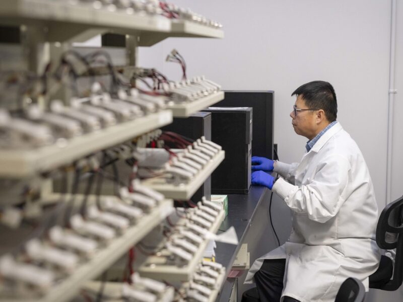 Вчені розробили ефективний та екологічний метод переробки батарей