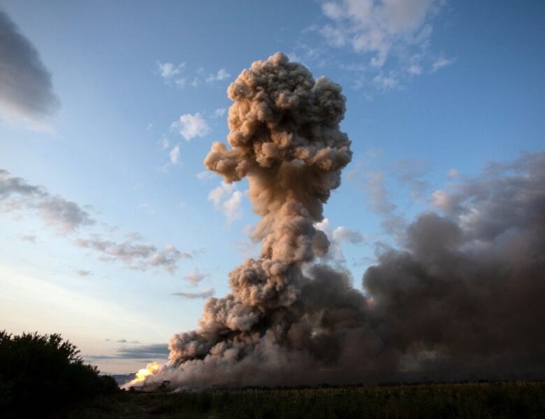 Вибух на складі феєрверків у США: виявлено тіла семи людей