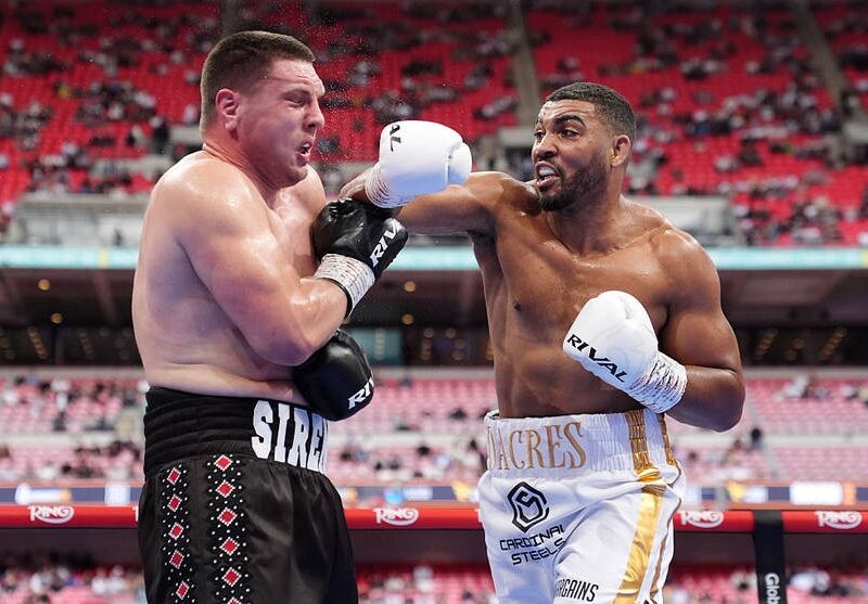 Відео найкращих моментів бою, у якому Сіренко програв