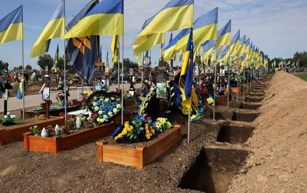 Відомо, скільки місць підготовлено на військовому кладовищі під Києвом