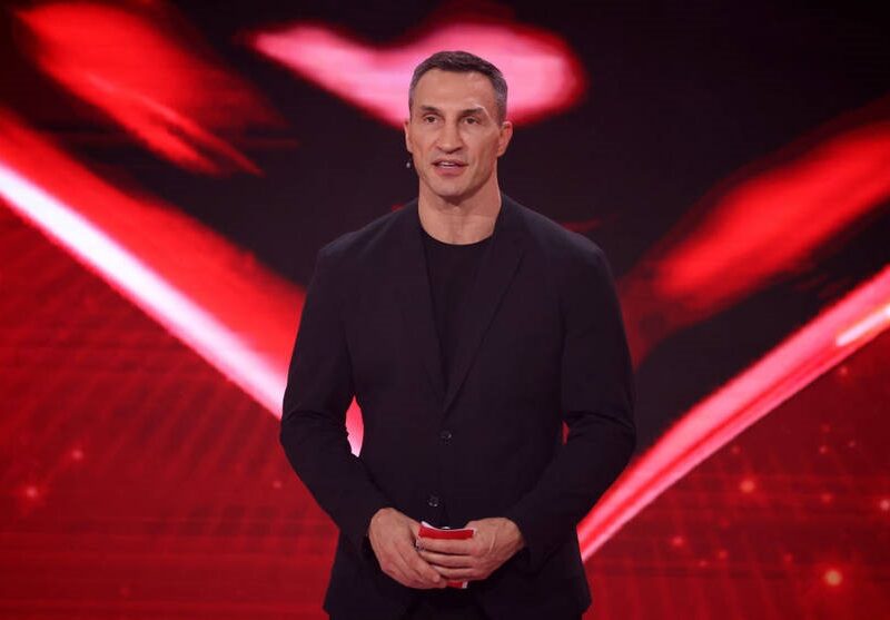 Володимир Кличко відреагував на тріумф Усика у поєдинку з Дюбуа