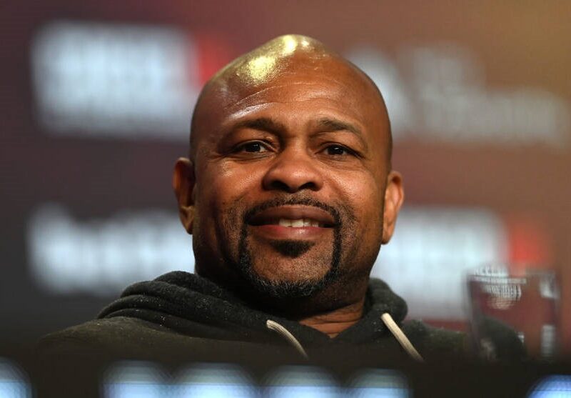 Я завжди готовий: Рой Джонс запропонував Мейвезеру бій