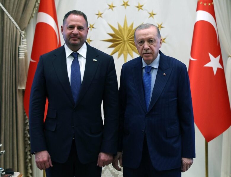 Єрмак провів зустріч з Ердоганом