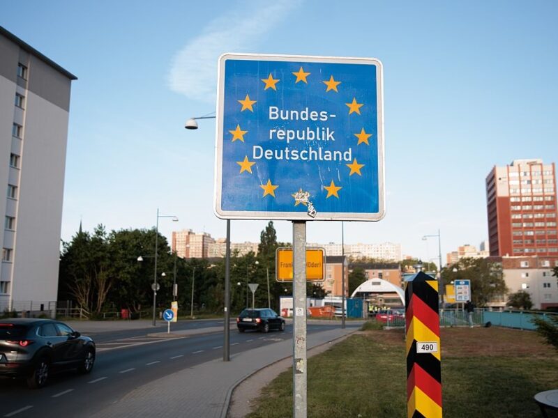 Єврокомісія пропонує утричі підвищити плату за вʼїзд до ЄС