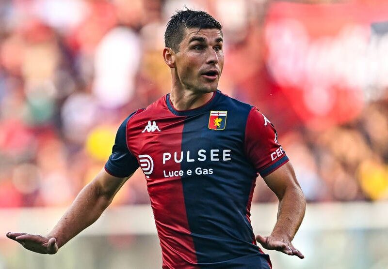 З асистом Маліновського Дженоа виграла товарняк