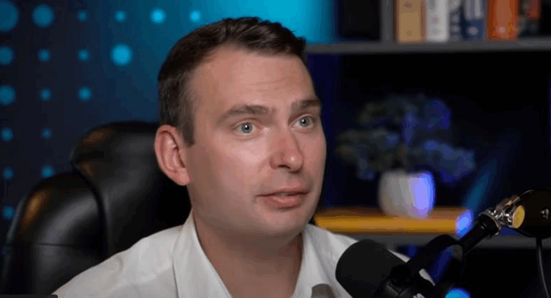 З України втекли 78 чоловіків-“акторів цирку” – нардеп