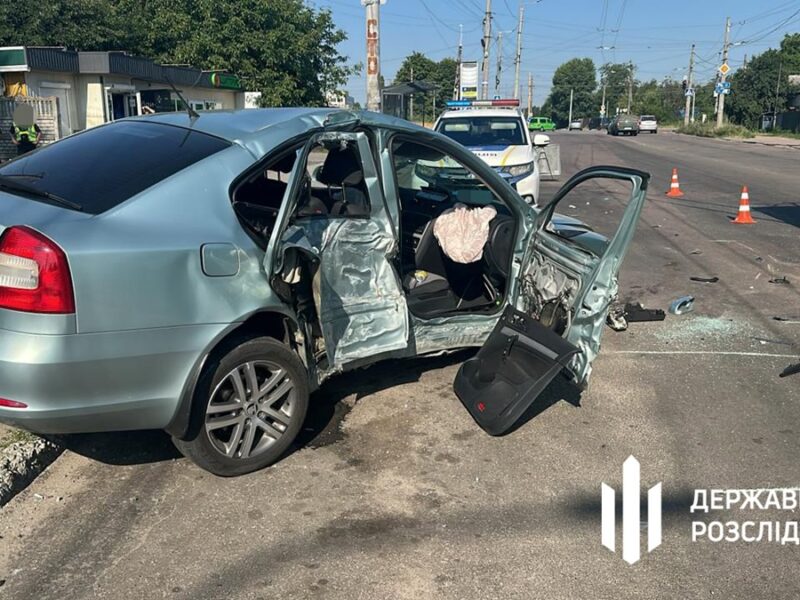 Загинула 16-річна дівчина: у Житомирі правоохоронець скоїв смертельну ДТП