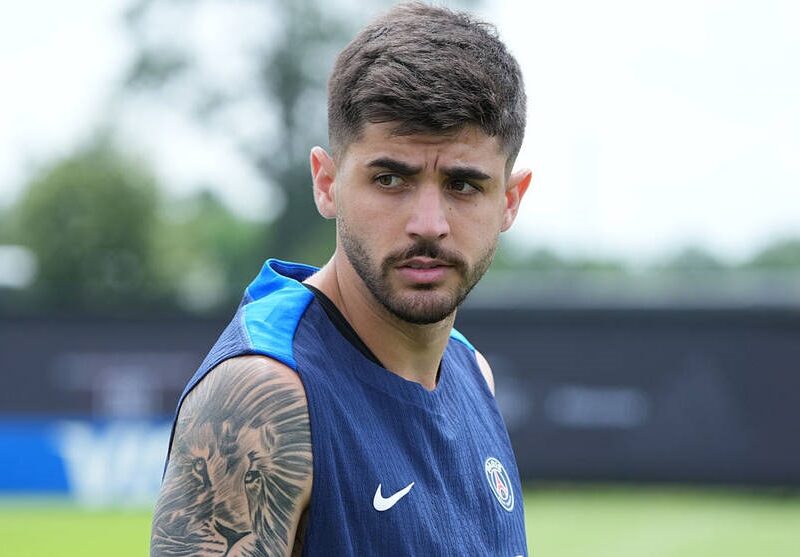 Захисник ПСЖ заявив про бажання піти з клубу