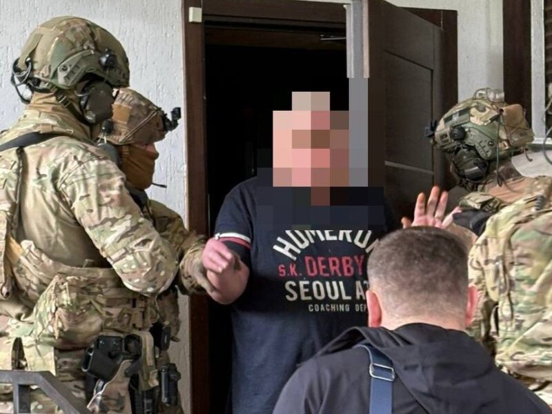 Збитки на 33 млн: викрито зловживання на постачаннях гвинтівок