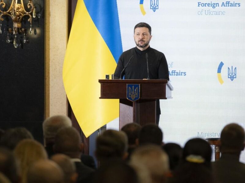 Зеленський назвав п’ять завдань дипломатії України