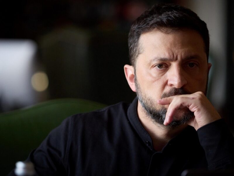 Зеленський обговорив зі Стармером підготовку закону про НАБУ і САП