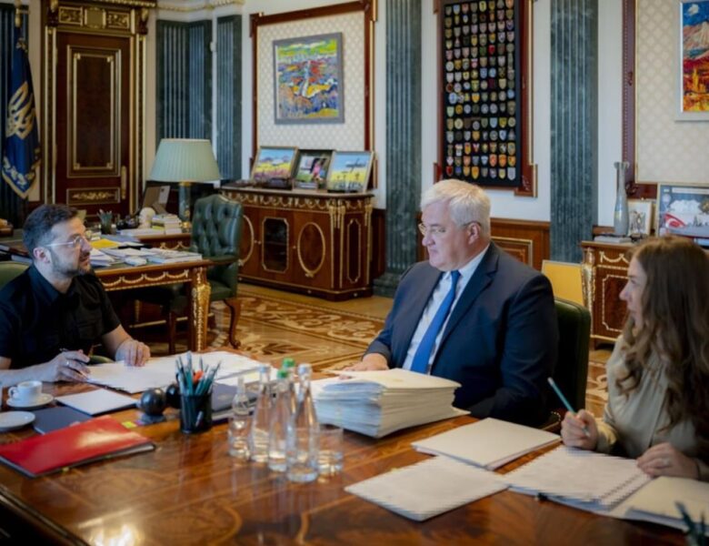 Зеленський поставив Шмигалю завдання щодо оборони