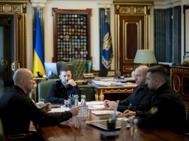 Зеленський провів нараду щодо оборонної сфери