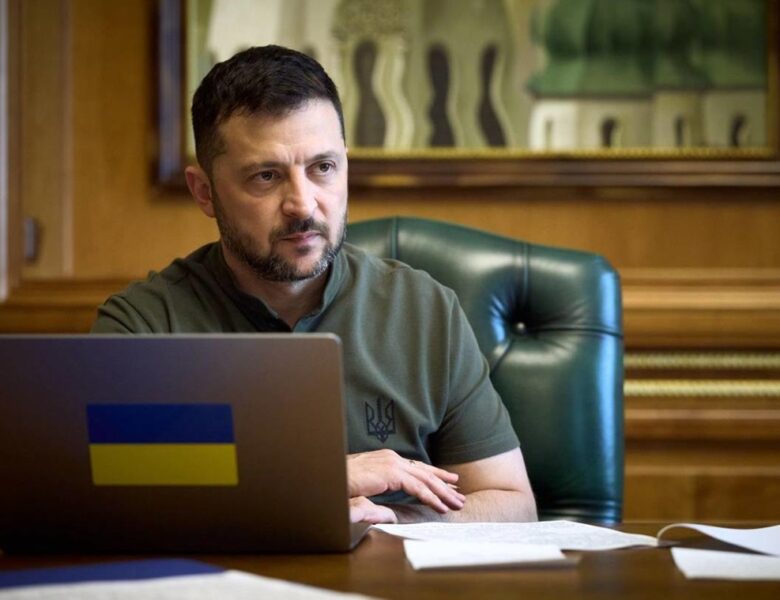 Зеленський провів першу розмову з Навроцьким