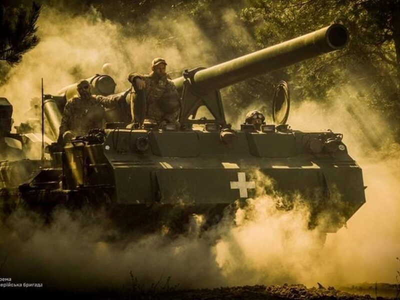 Зеленський схвалив продовження воєнного стану