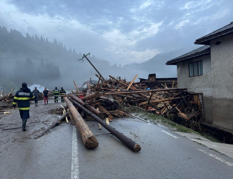 Зливи спричинили повінь у Румунії, є загиблий