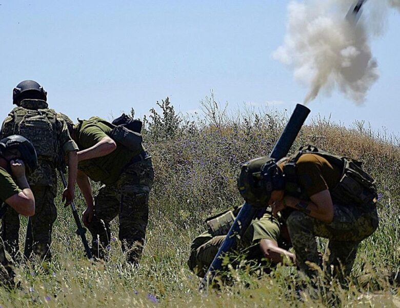 ЗСУ відбили майже 100 штурмів з початку доби