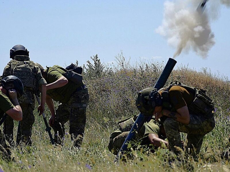 ЗСУ відбили майже 100 штурмів з початку доби