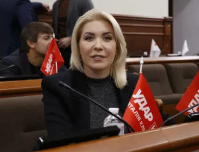 Корупційний бекграунд соратниці Віталія Кличка, яка влаштувала бенкет в день жалоби