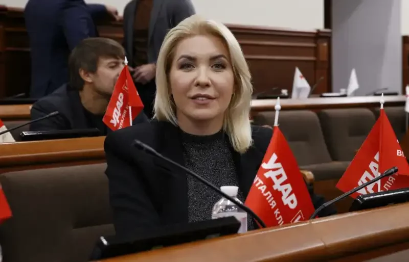 Корупційний бекграунд соратниці Віталія Кличка, яка влаштувала бенкет в день жалоби