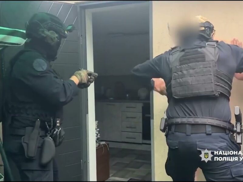 Ошукали українців на 2 млн грн: поліція спільно з молдавськими колегами викрила злочинне угруповання