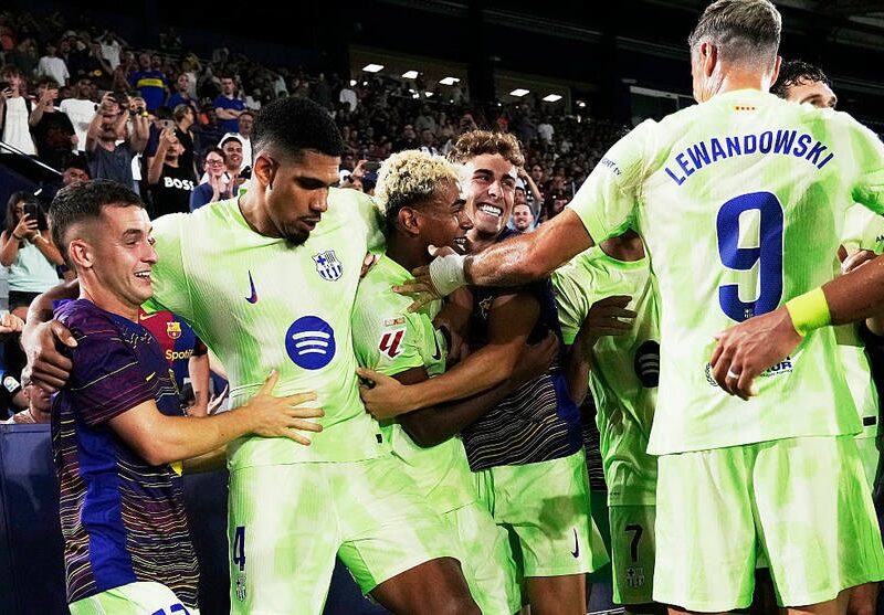 Барселона здійснила камбек і вирвала перемогу у Леванте в кінцівці матчу