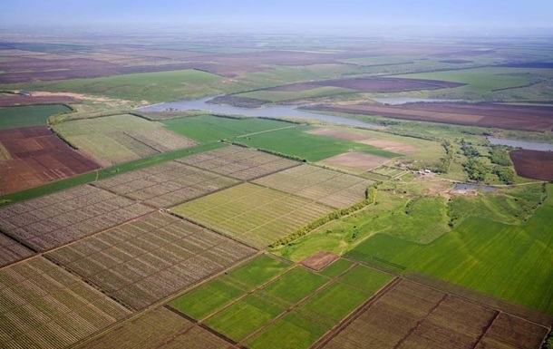 Бджети отримали 25,5 млрд грн земельного податку