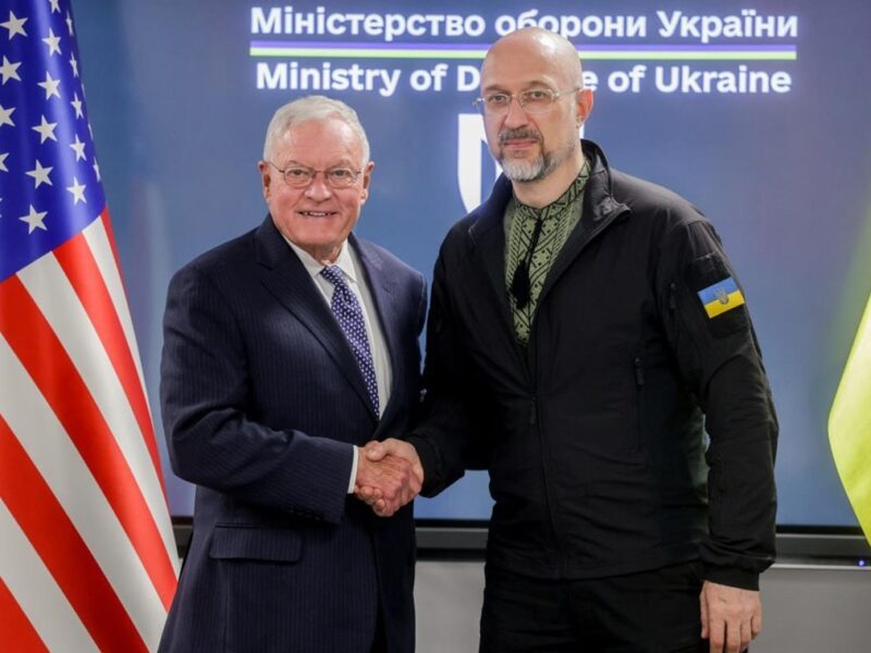 Дронова угода зі США: Келлог отримав документи