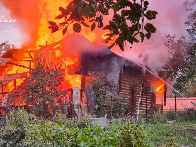 ДСНС показала наслідка удару по Львову