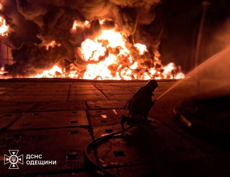 ДСНС показала наслідки удару по Одещині