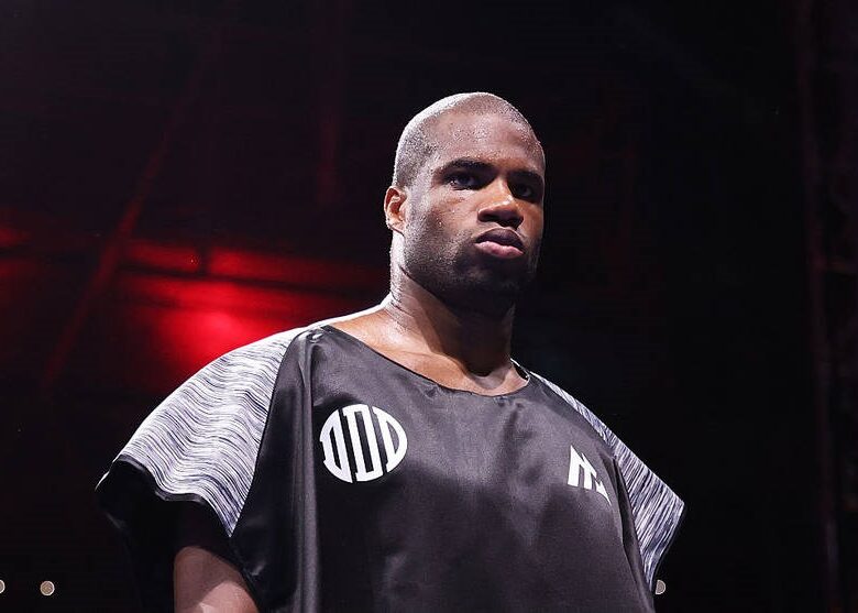 Дюбуа усунули від боїв після зустрічі з Усиком