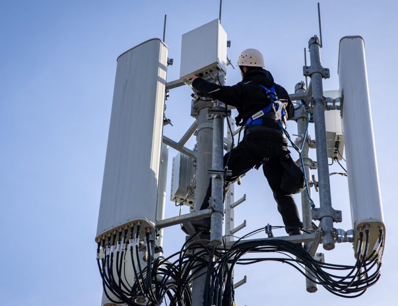 Федоров анонсував покращення мобільного зв’язку