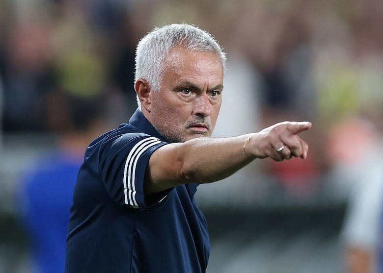 Фенербахче припинив співпрацю з Моурінью