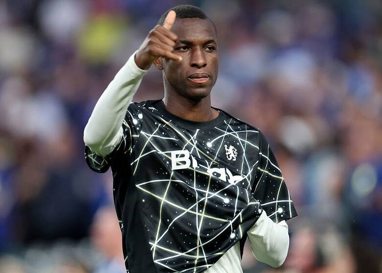 Форварда Челсі відкликають назад з оренди: його агент коментує