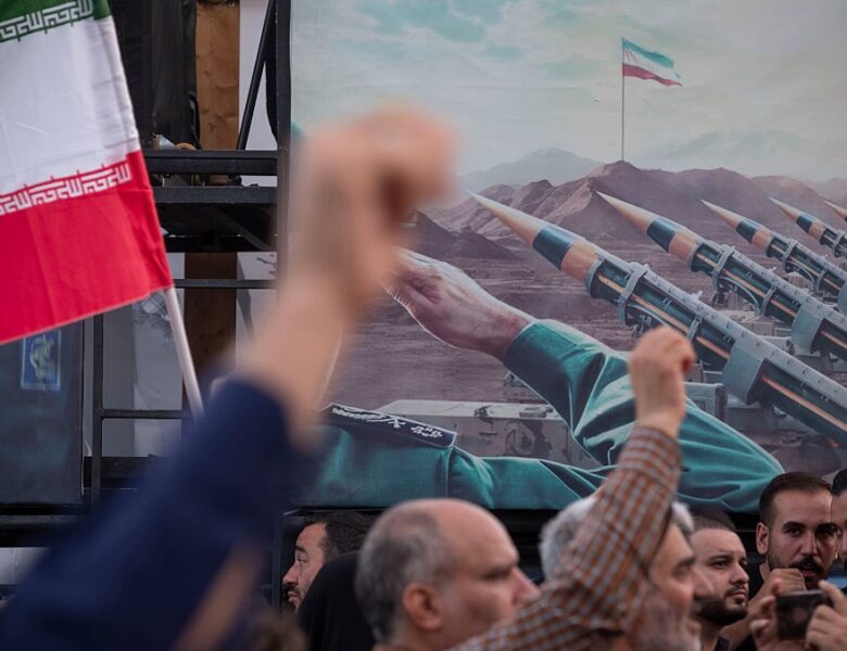 FT: Іранські ядерники запросили в РФ ізотопи для створення боєголовок