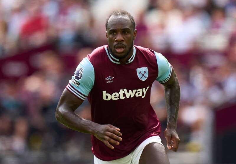 Гравець, який ледь не загинув в аварії, залишає клуб АПЛ