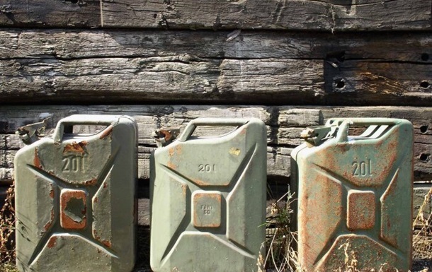 Гуртові ціни на бензин у Росії досягли рекорду